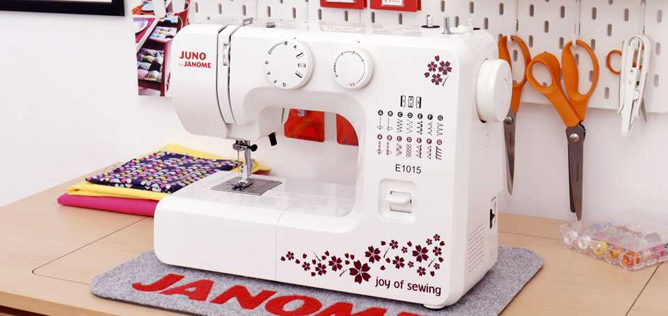 Domowa maszyna do szycia na prezent